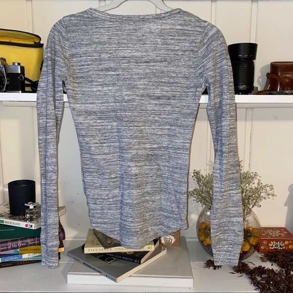 Gray long sleeve lounge shirt - Picture 4 of 6